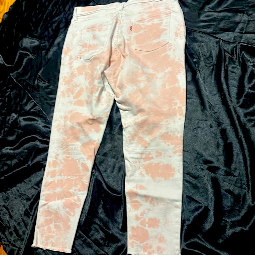 Pink Tie Dye Levi’s Ankle Pants